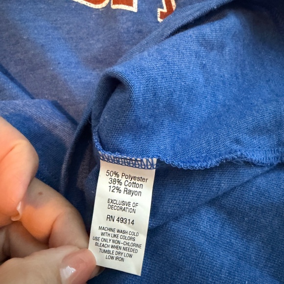 Womens UF University of Florida V-neck T Small - Picture 5 of 5